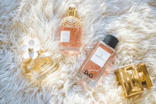 A parfümök története: egy illatos utazás az időben